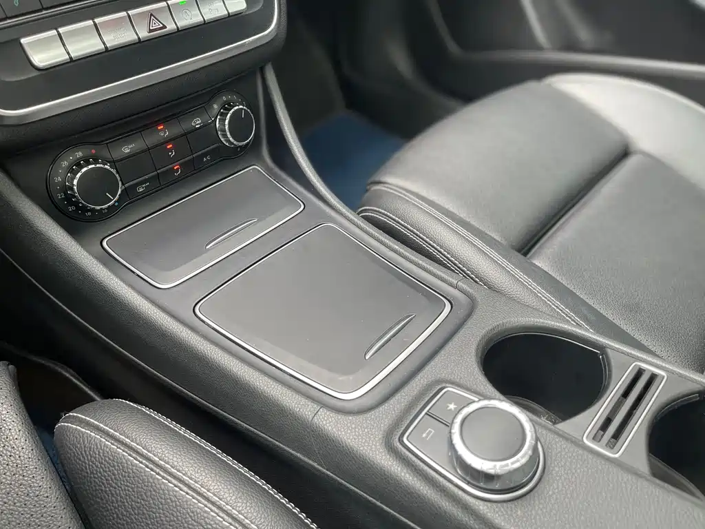 Mercedes-Benz GLA — фото 15