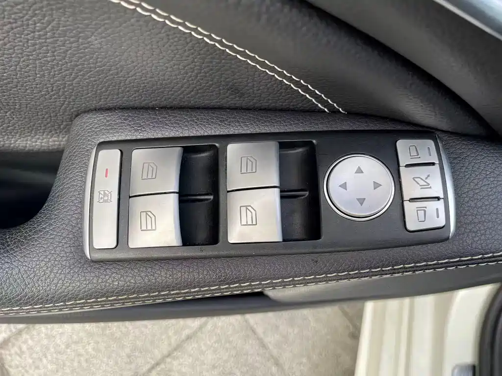 Mercedes-Benz CLA (Import) — фото 13