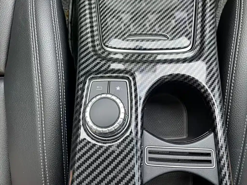 Mercedes-Benz CLA (Import) — фото 21