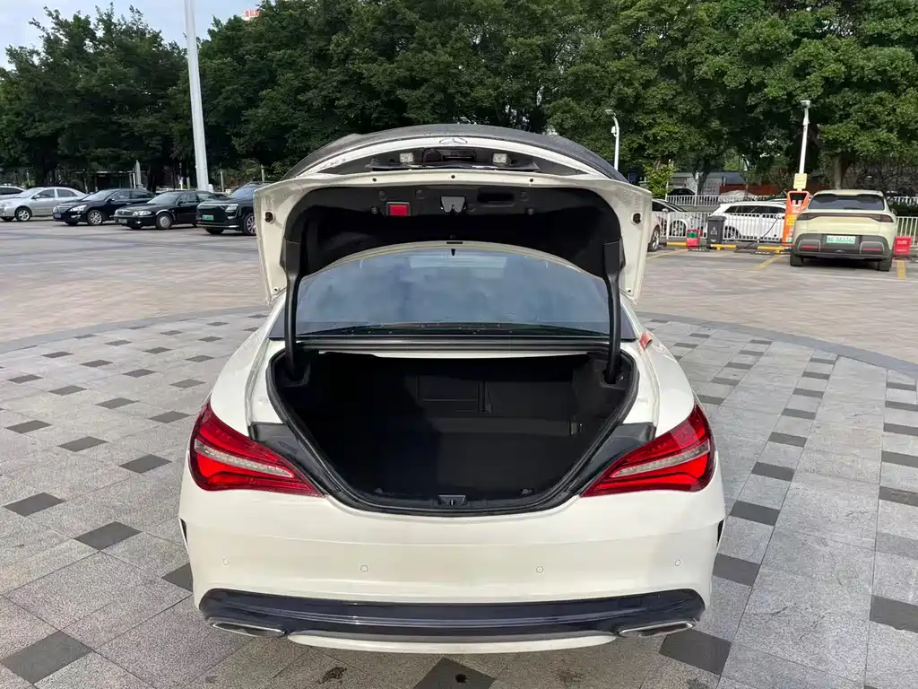 Mercedes-Benz CLA (Import) — фото 24