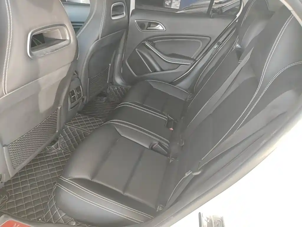 Mercedes-Benz GLA — фото 17