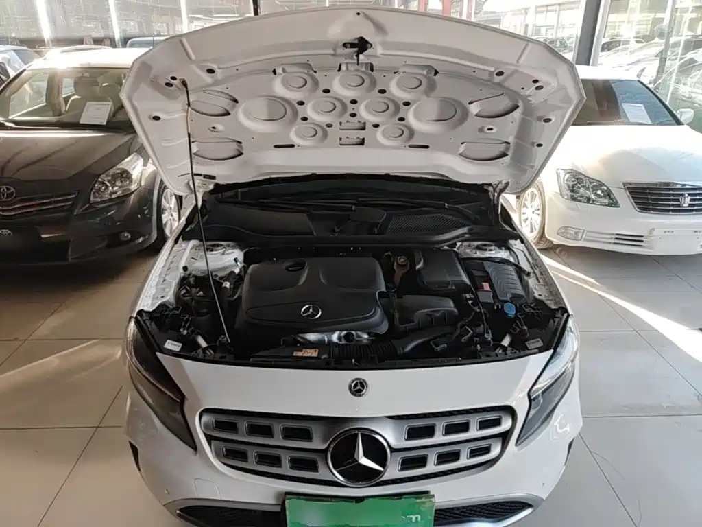 Mercedes-Benz GLA — фото 20