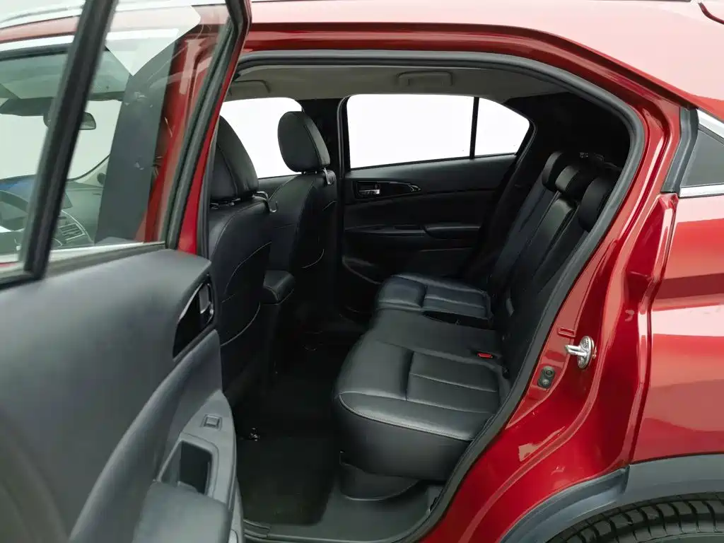Mitsubishi Eclipse Cross — фото 15