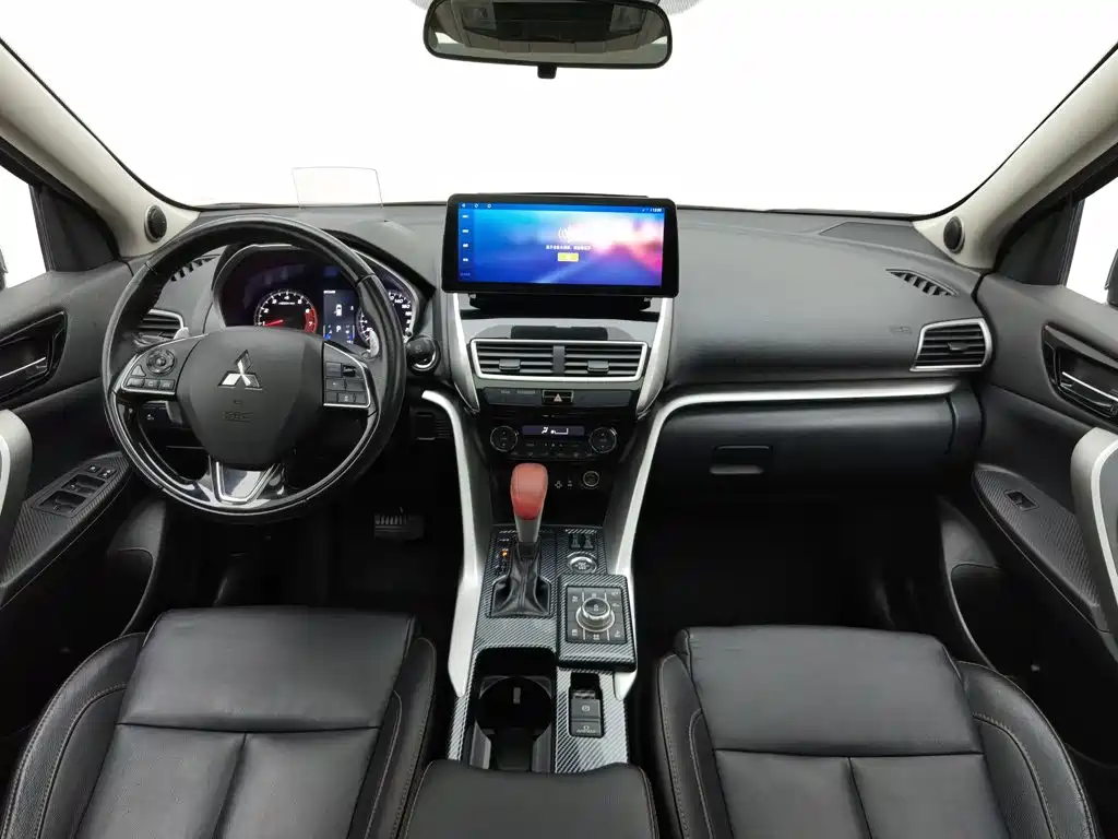 Mitsubishi Eclipse Cross — фото 5