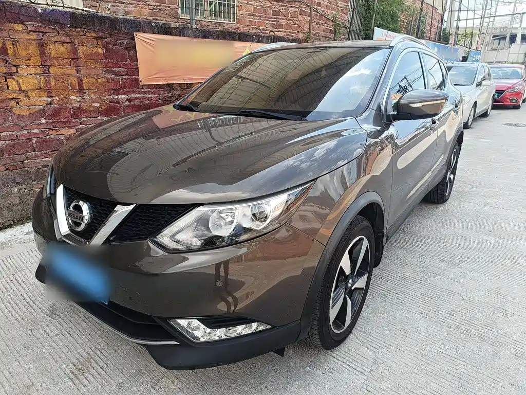 Nissan Qashqai — фото 2