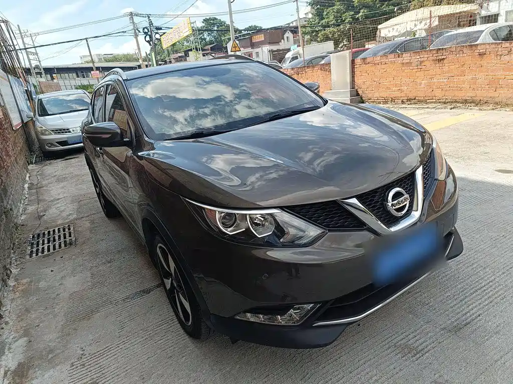 Nissan Qashqai — фото 4