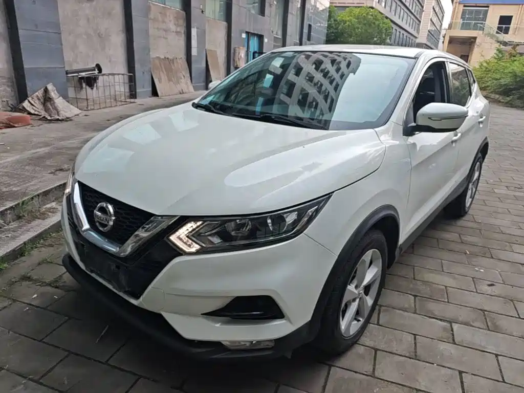 Nissan Qashqai — фото 2