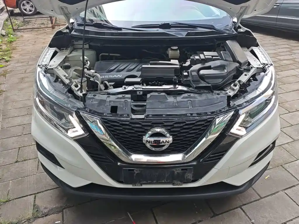 Nissan Qashqai — фото 20