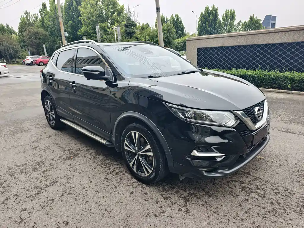 Nissan Qashqai — фото 3