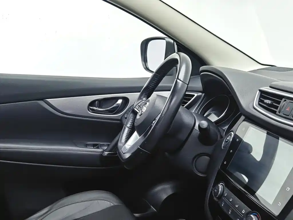 Nissan Qashqai — фото 22
