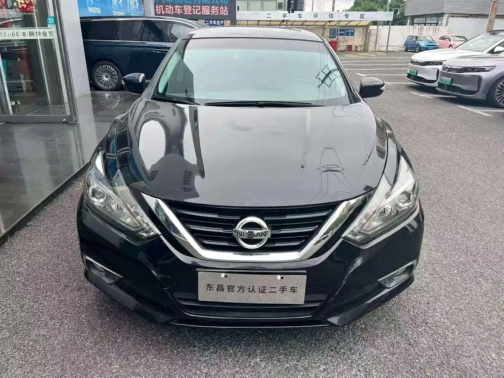 Nissan Teana — фото 2