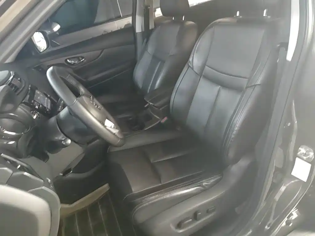 Nissan X-Trail — фото 15