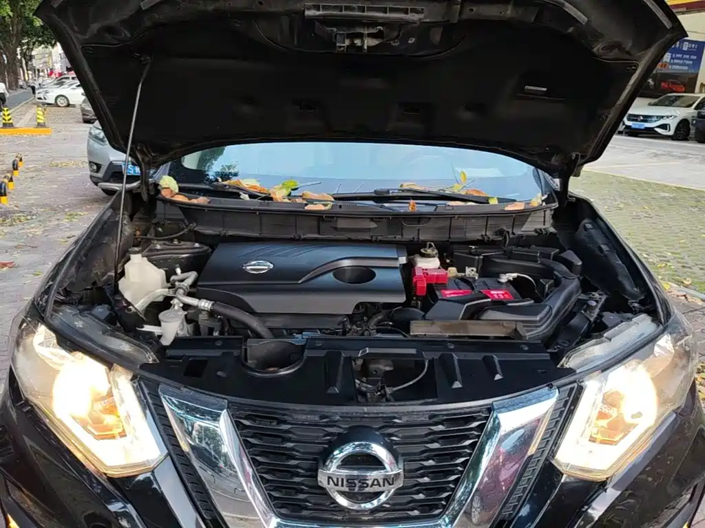 Nissan X-Trail — фото 20