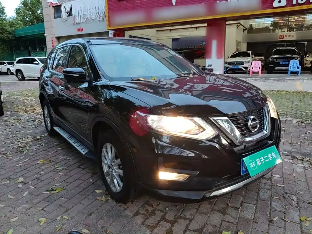 Nissan X-Trail — фото 4