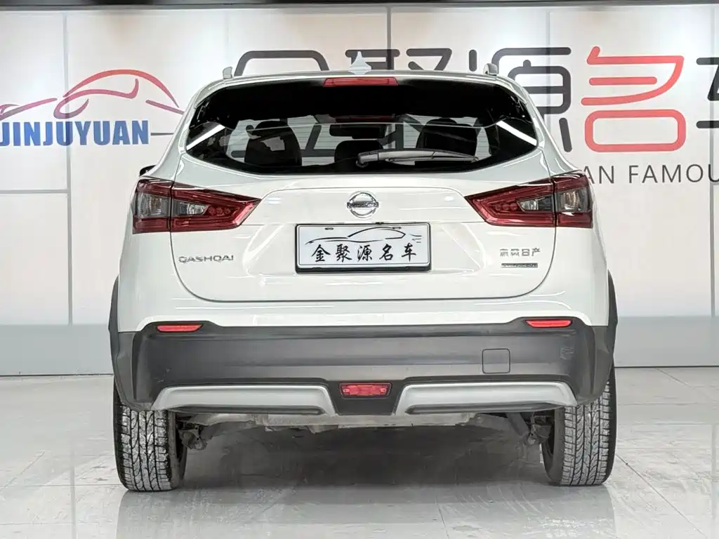 Nissan Qashqai — фото 5