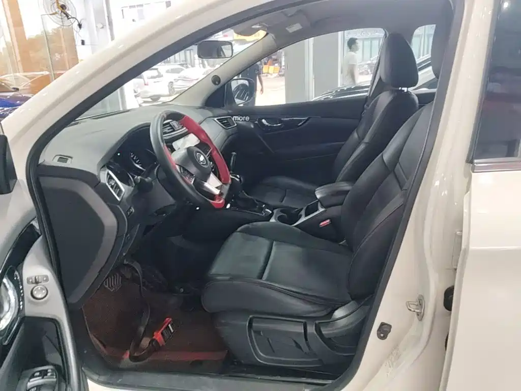 Nissan Qashqai — фото 15