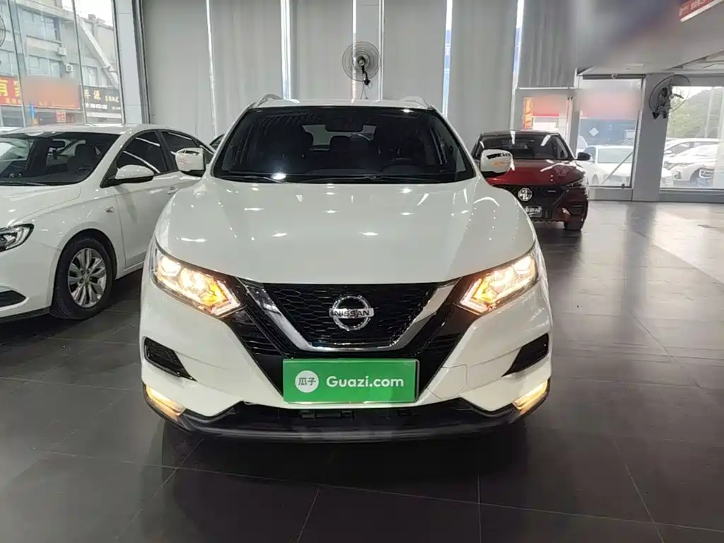 Nissan Qashqai — фото 3