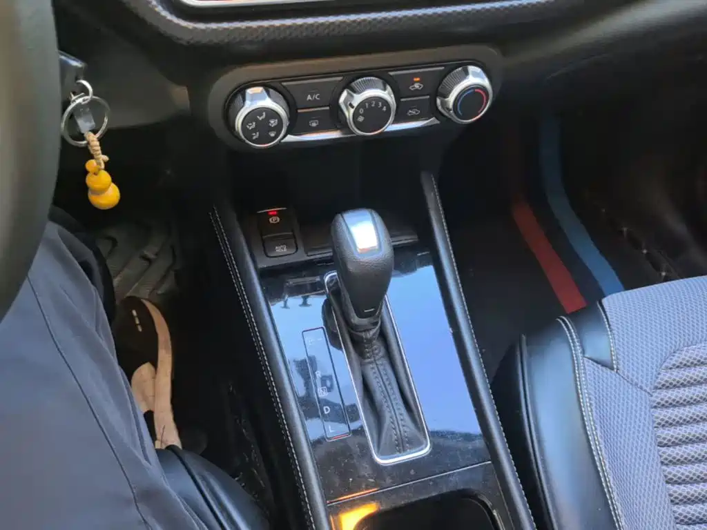 Nissan Kicks — фото 14