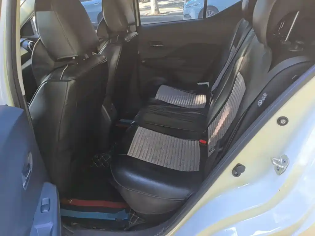 Nissan Kicks — фото 17