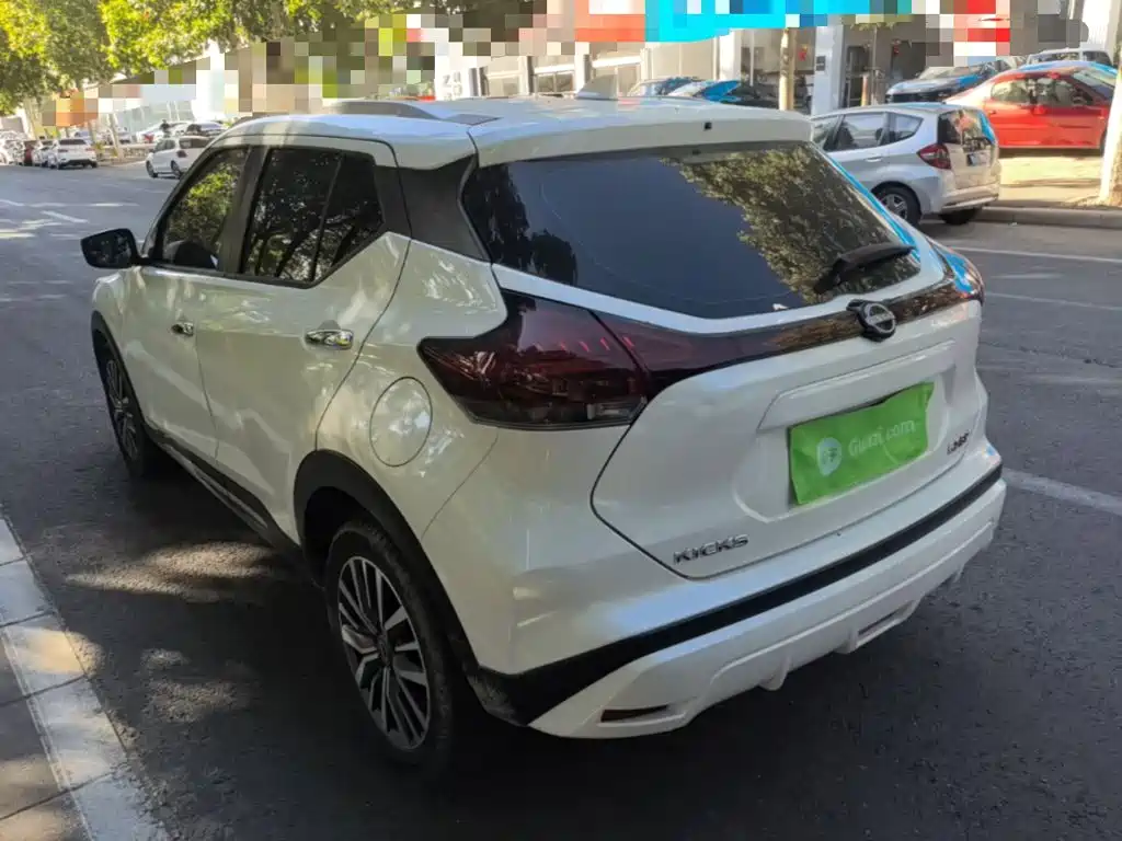 Nissan Kicks — фото 5