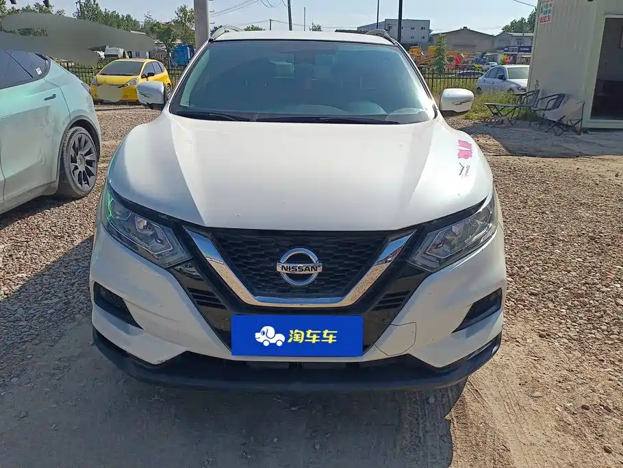 Nissan Qashqai — фото 2