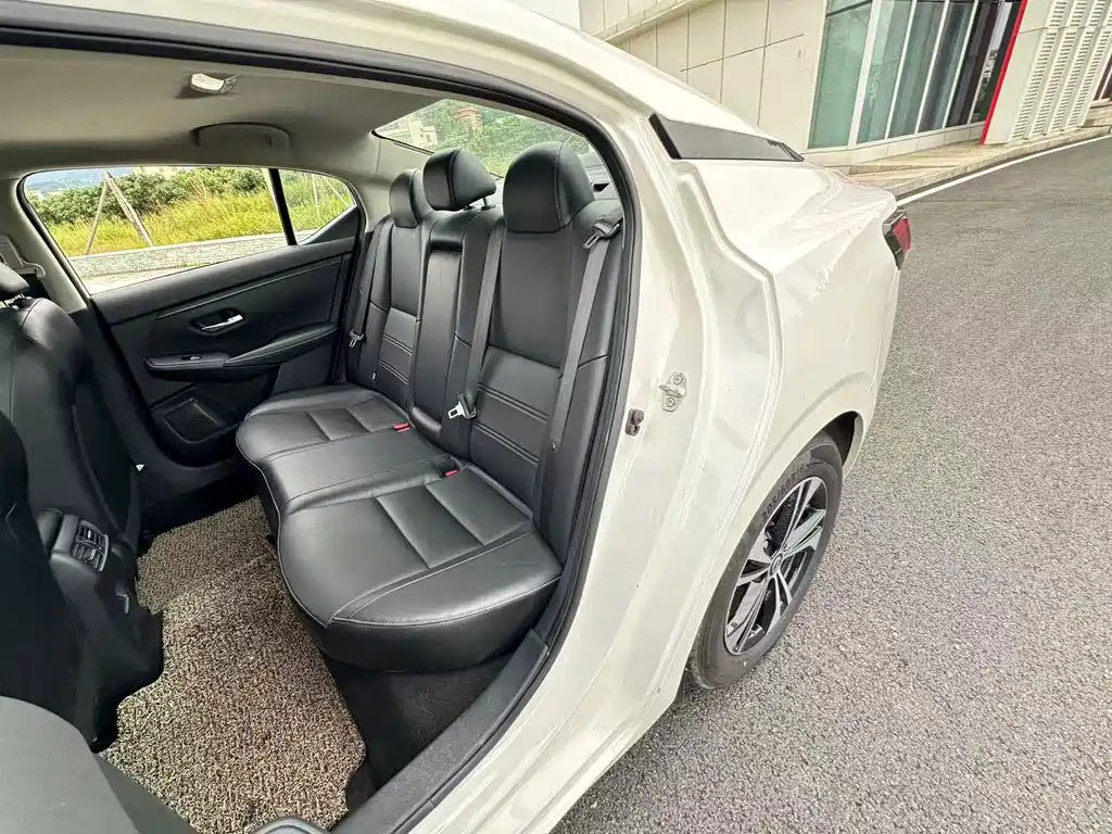 Nissan Sylphy — фото 8