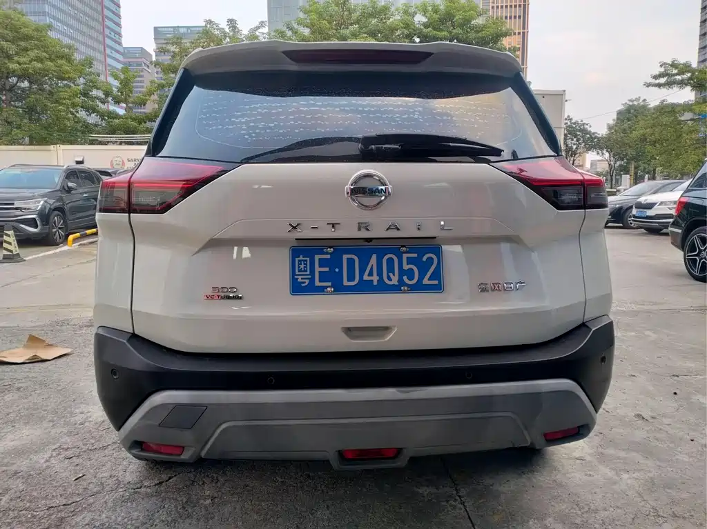 Nissan X-Trail — фото 13