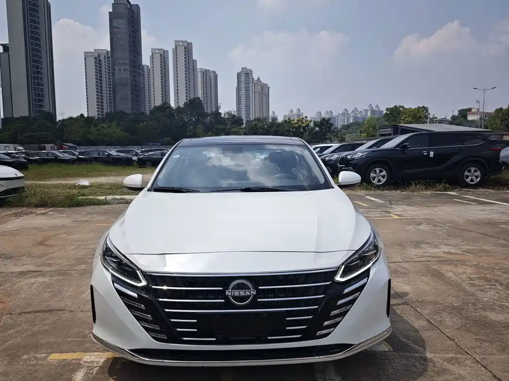 Nissan Teana — фото 2