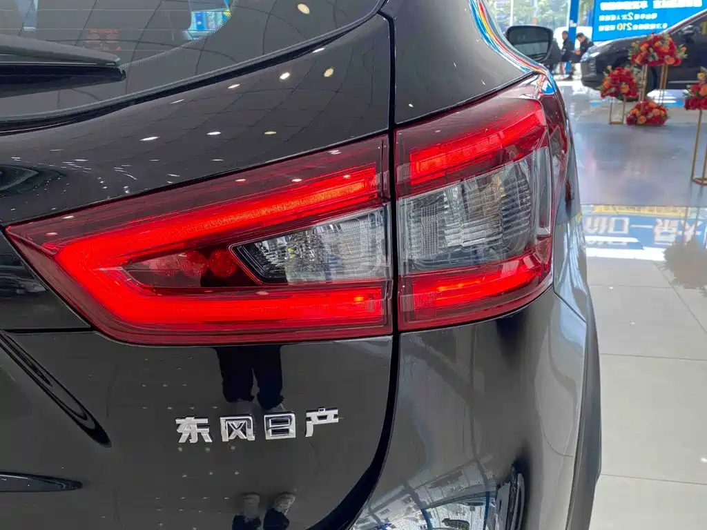 Nissan Qashqai — фото 14