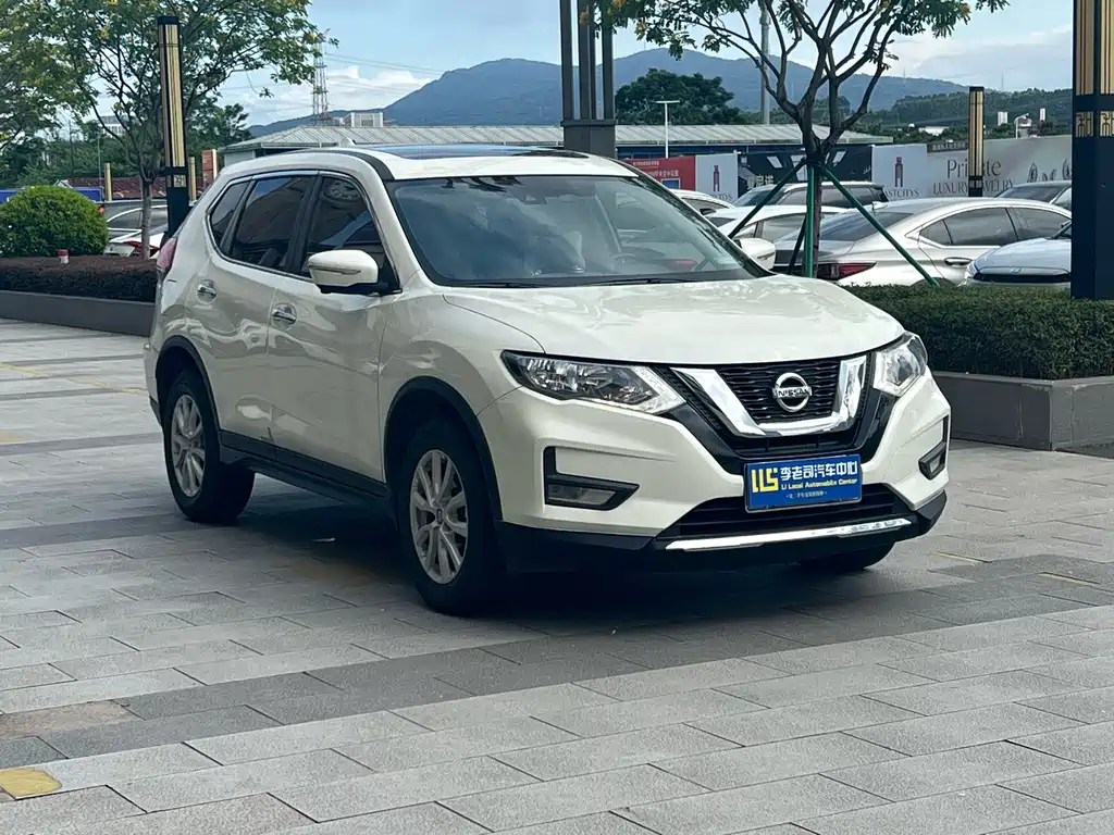 Nissan X-Trail — фото 3