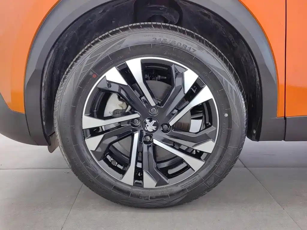 Peugeot 2008 — фото 17