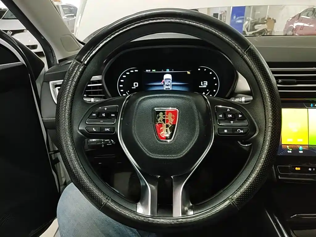 Roewe i5 — фото 11