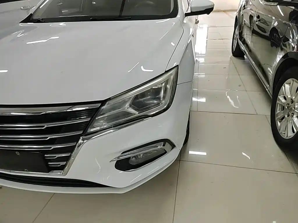 Roewe i5 — фото 24