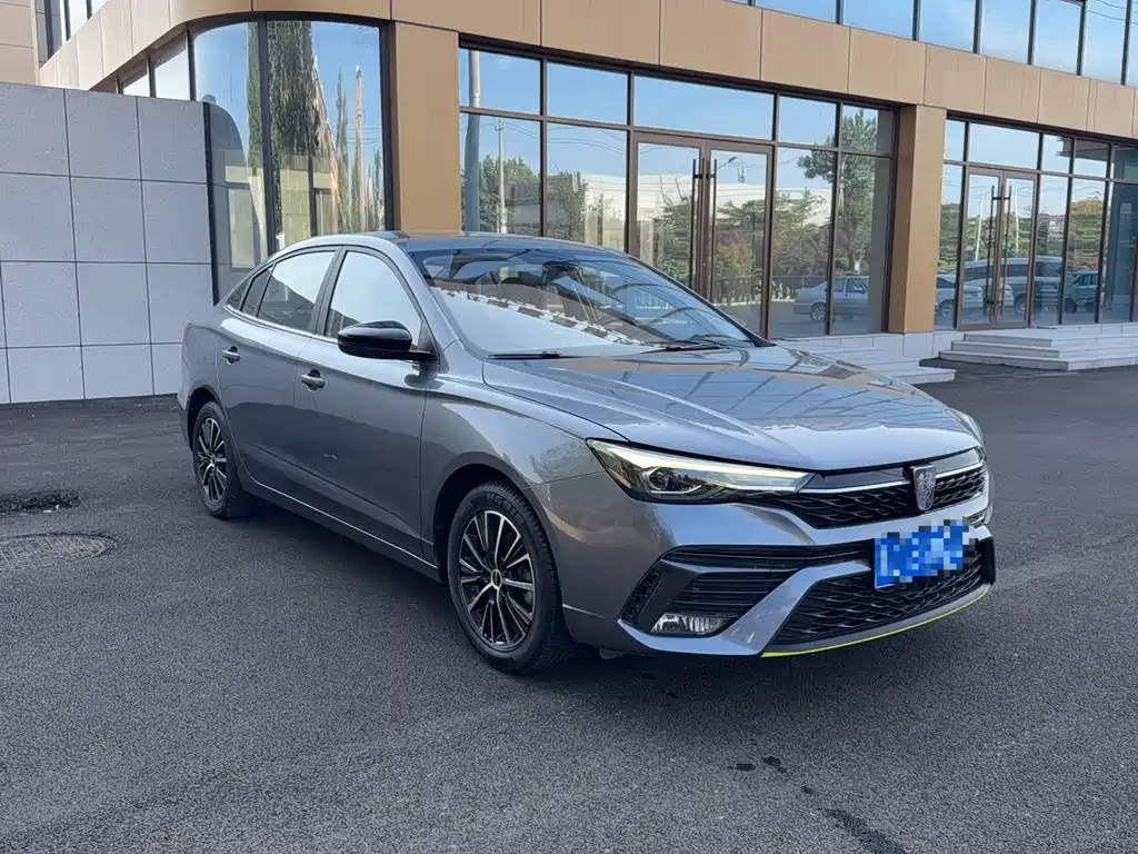 Roewe i5 — фото 3
