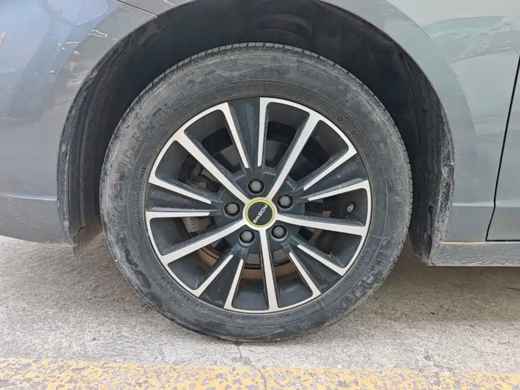 Roewe i5 — фото 23