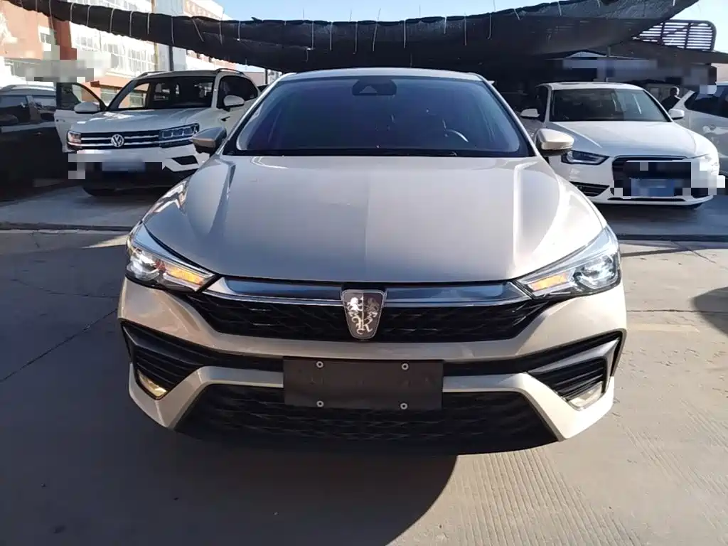 Roewe i5 — фото 3