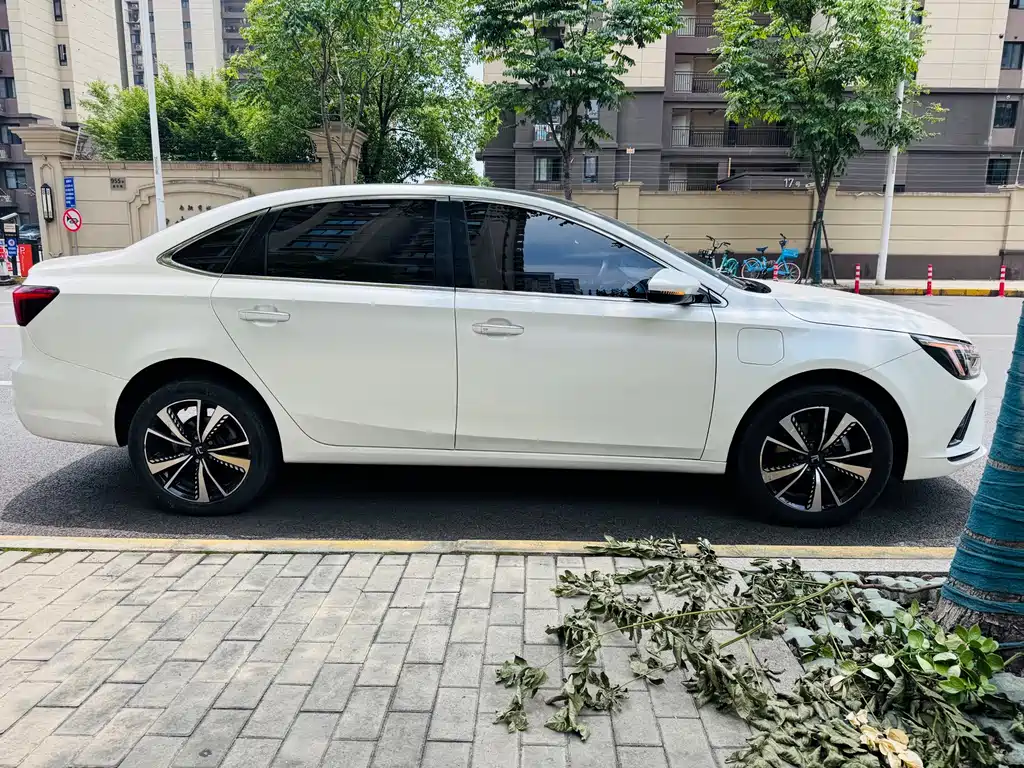 Roewe Feifan ER6 — фото 3
