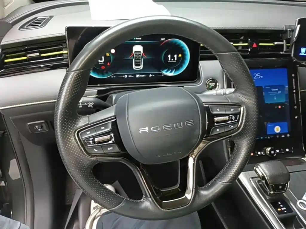 Roewe RX5 — фото 11