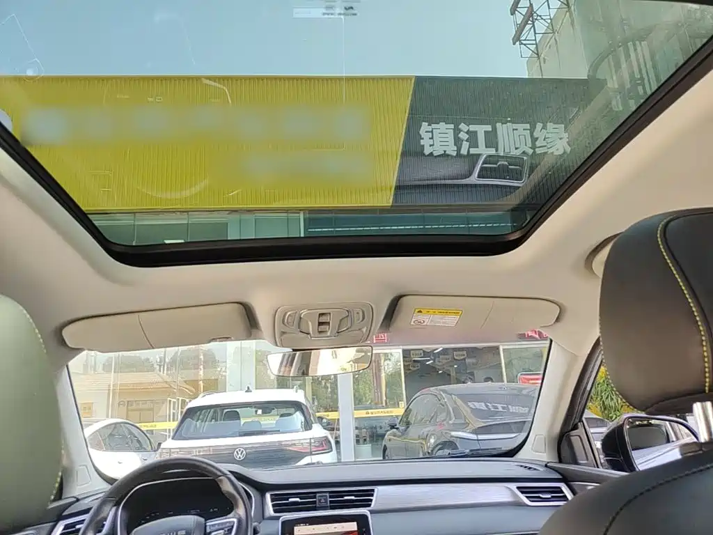 Roewe RX5 — фото 18