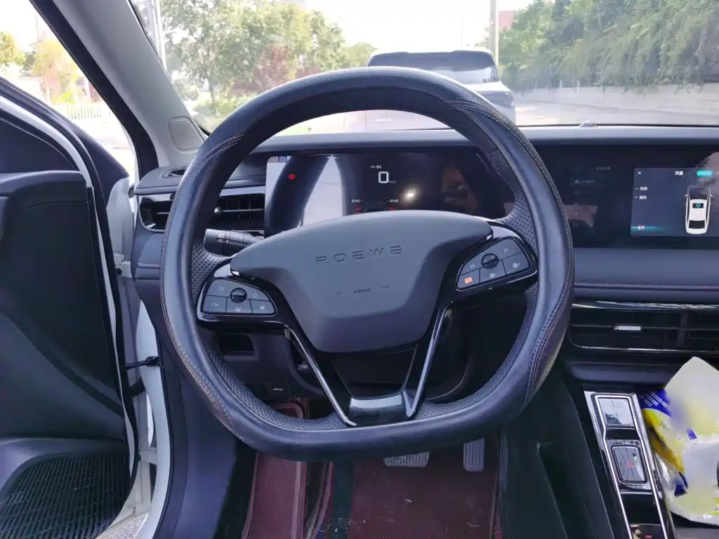 Roewe i5 — фото 3
