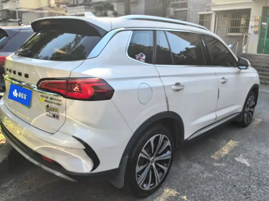 Roewe RX5 eMAX — фото 3