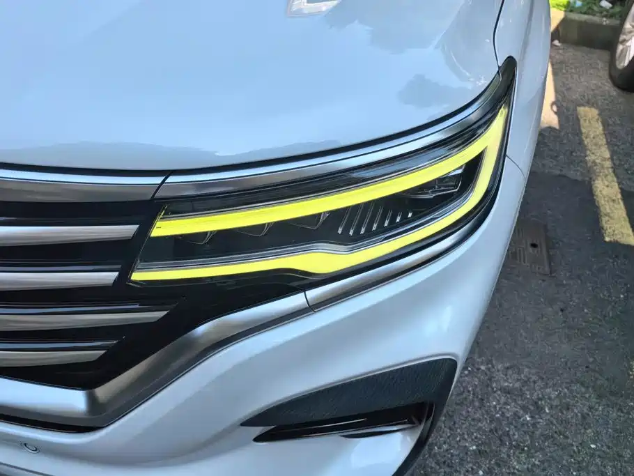 Roewe RX5 eMAX — фото 5