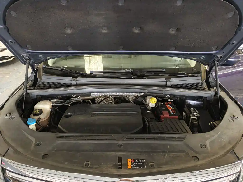 Roewe iMAX8 — фото 20
