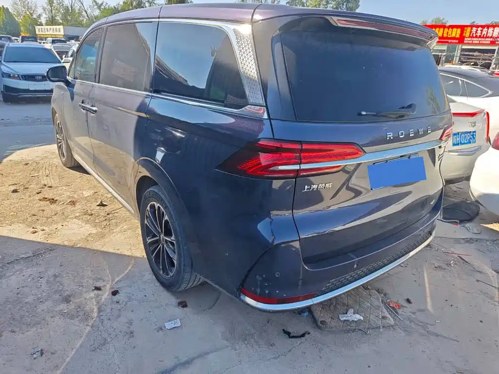 Roewe iMAX8 — фото 11