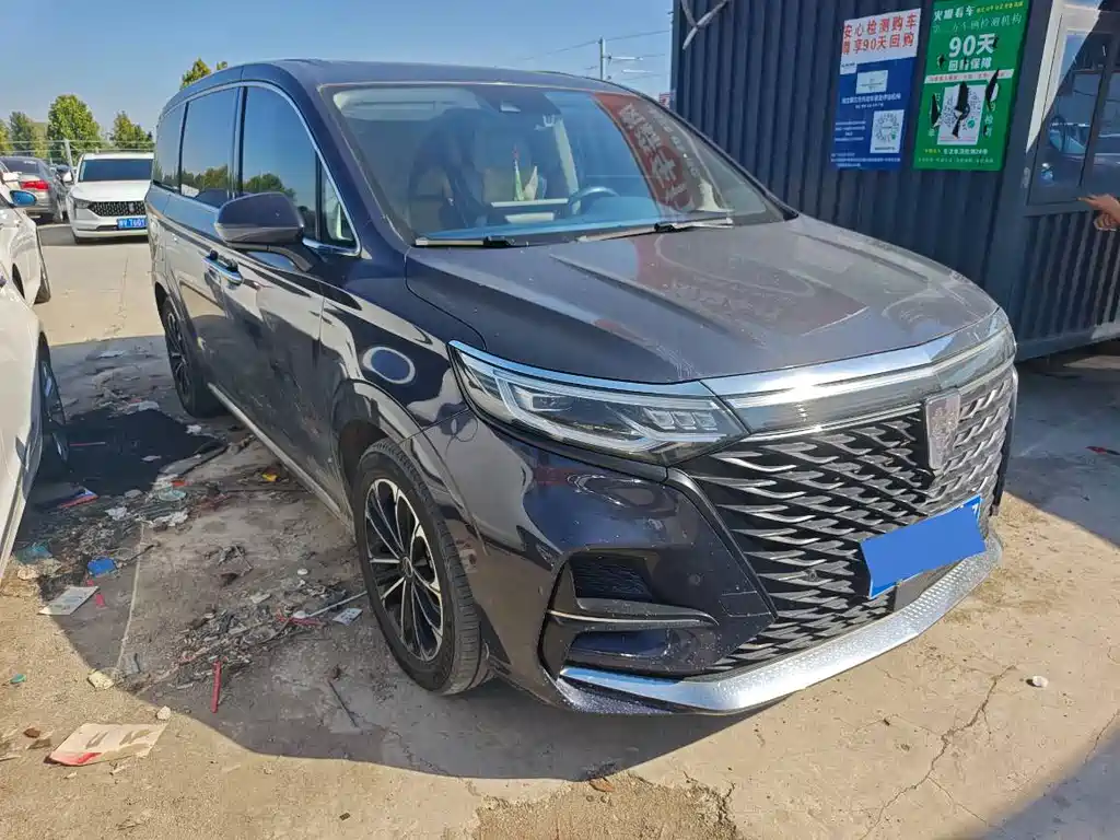Roewe iMAX8 — фото 3