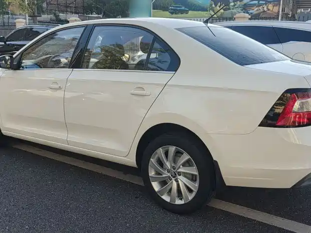 Skoda Rapid — фото 5