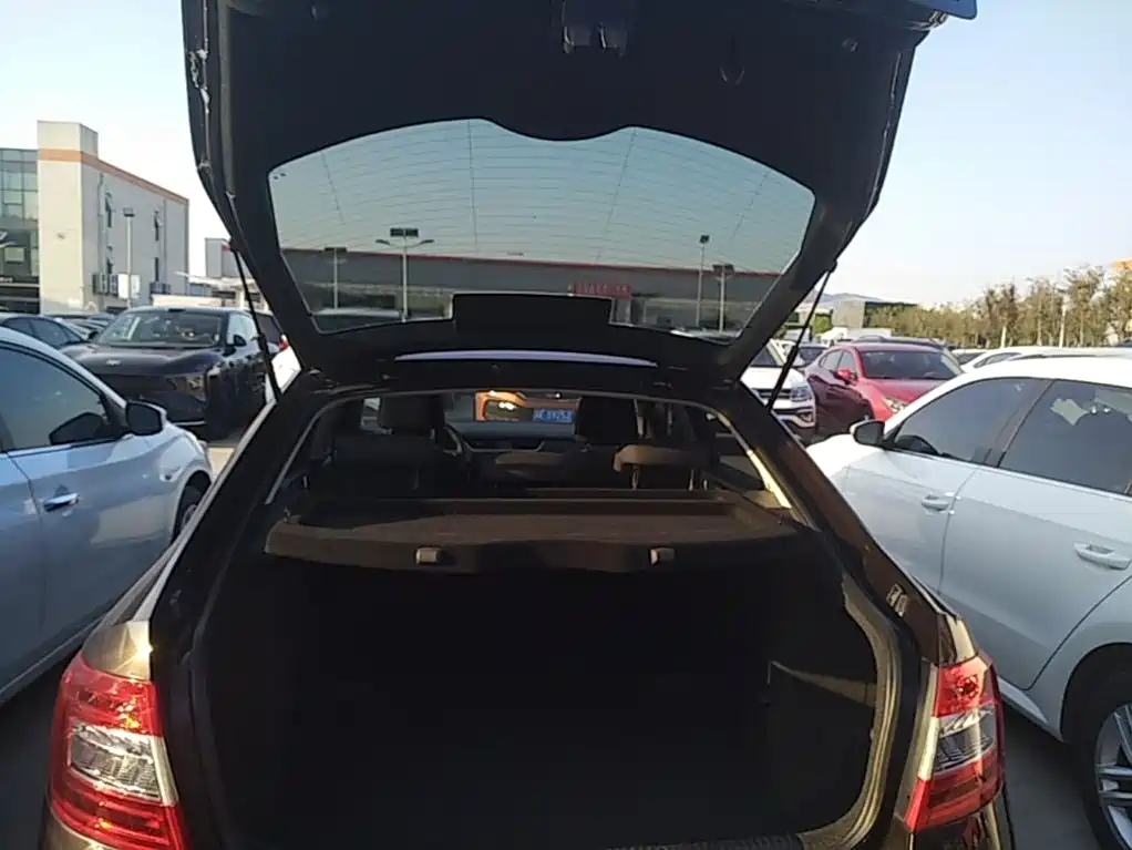 Skoda Octavia — фото 19