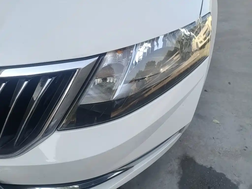 Skoda Rapid — фото 24