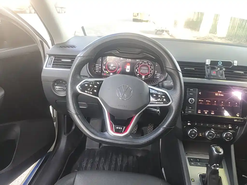 Skoda Octavia — фото 11