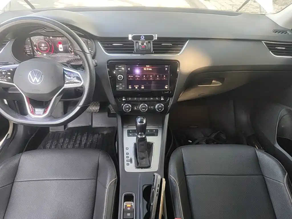 Skoda Octavia — фото 13